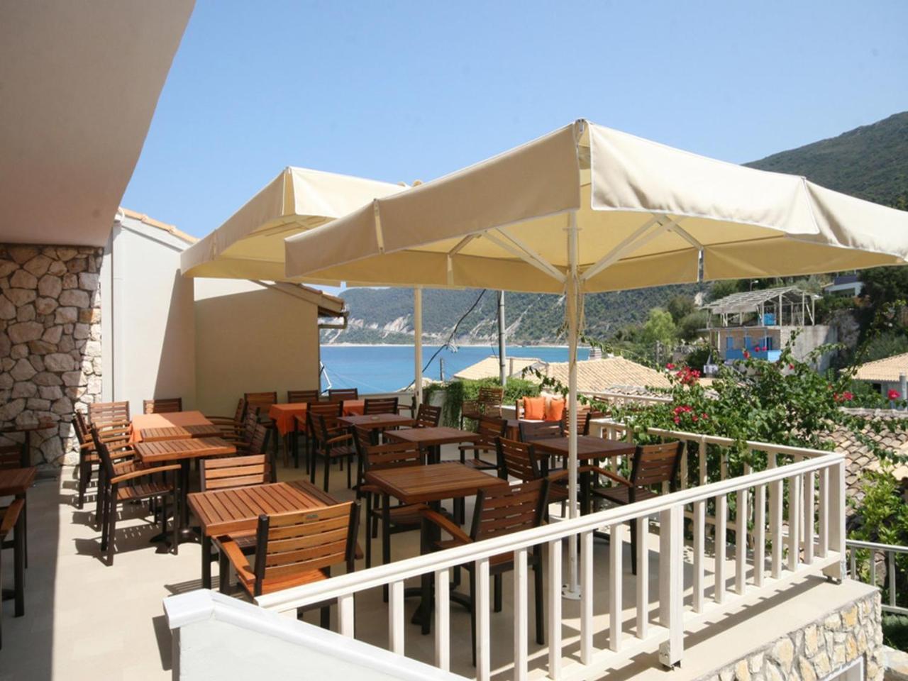 Ionis Hotel Áyios Nikítas 外观 照片