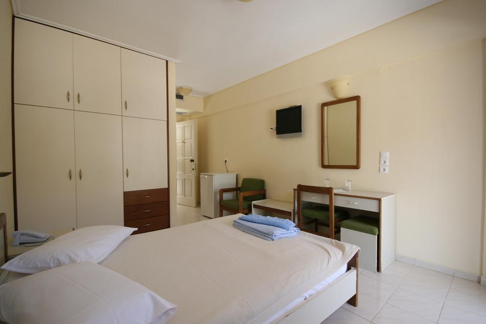 Ionis Hotel Áyios Nikítas 外观 照片